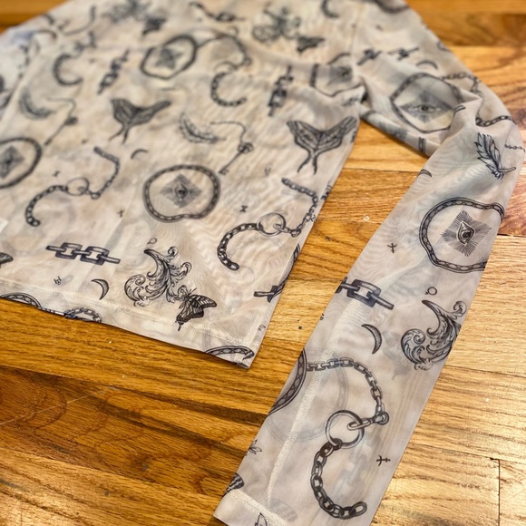 Milk It by Dolls Kill Button Up NWT - Sheer Tatto Print- EU 8 US 4 - Picture 13 of 14